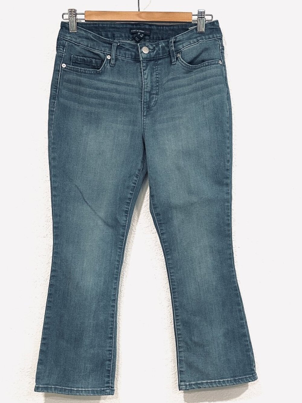 Isaac Mizrahi Live Jeans Bootcut Stretch Medium Wash W28xL23.5 Womens 4P Petite